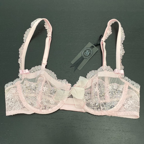 Victoria Secret Designer Collection Bra - 34B - Picture 1 of 10